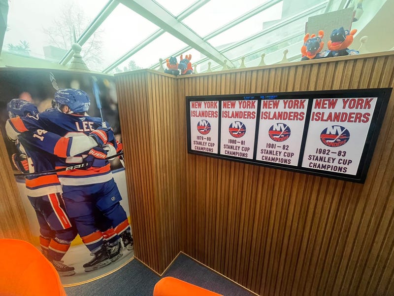 Clark Gillies Media Room