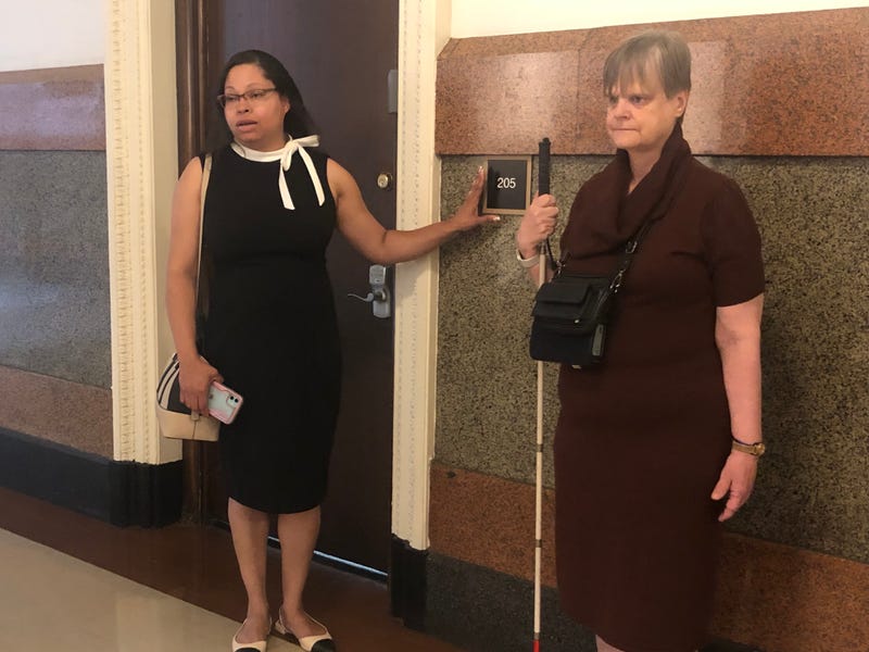 More than 600 fully accessible, tactile, high-contrast signs were installed throughout Philadelphia City Hall.