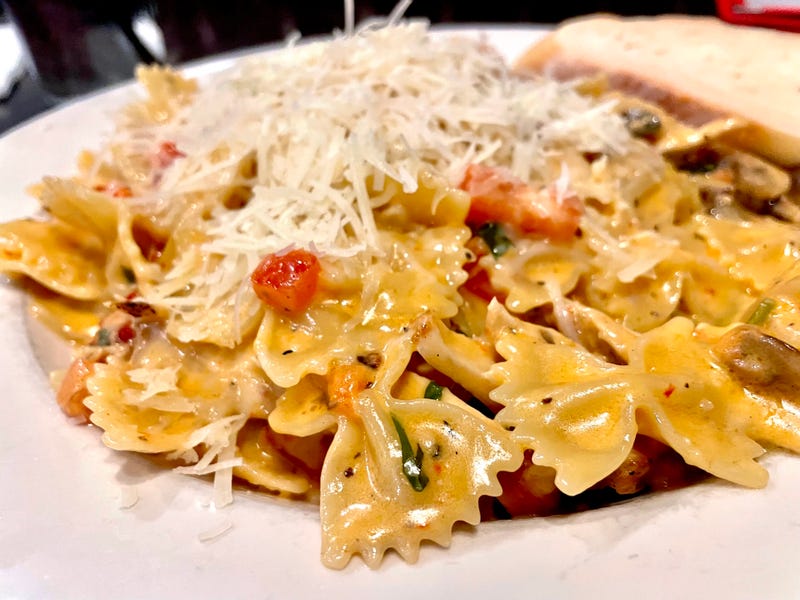 The signature dish is Farfalle Pollo which consists of tender grilled chicken, garlic-buttered mushrooms, perfectly cooked farfalle and so much more.