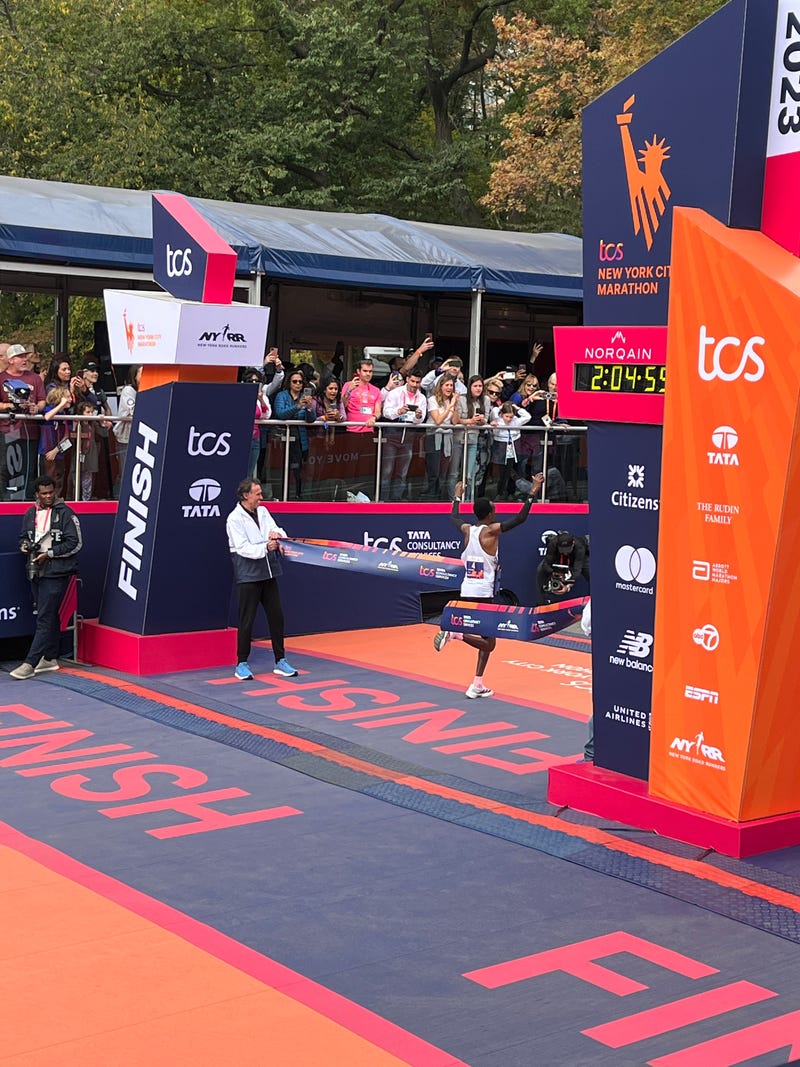 Tamirat Tola wins the men's professional division of the NYC marathon.