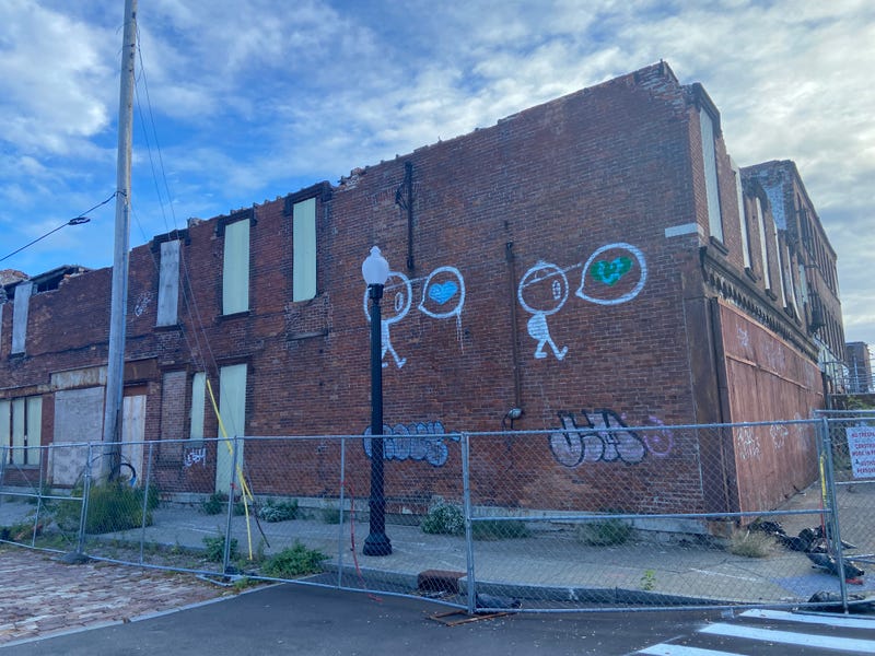 110 and 118 South Park Avenue