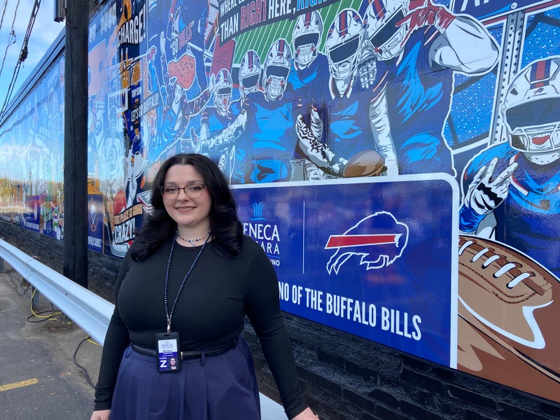 Senecas unveil new Cobblestone District mural