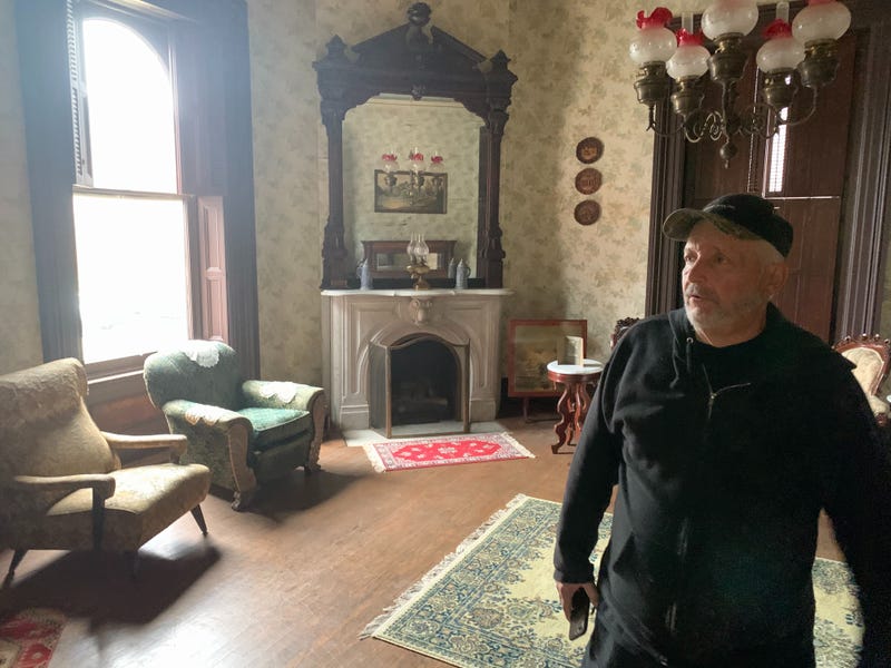 Max Freuerbacher Mansion