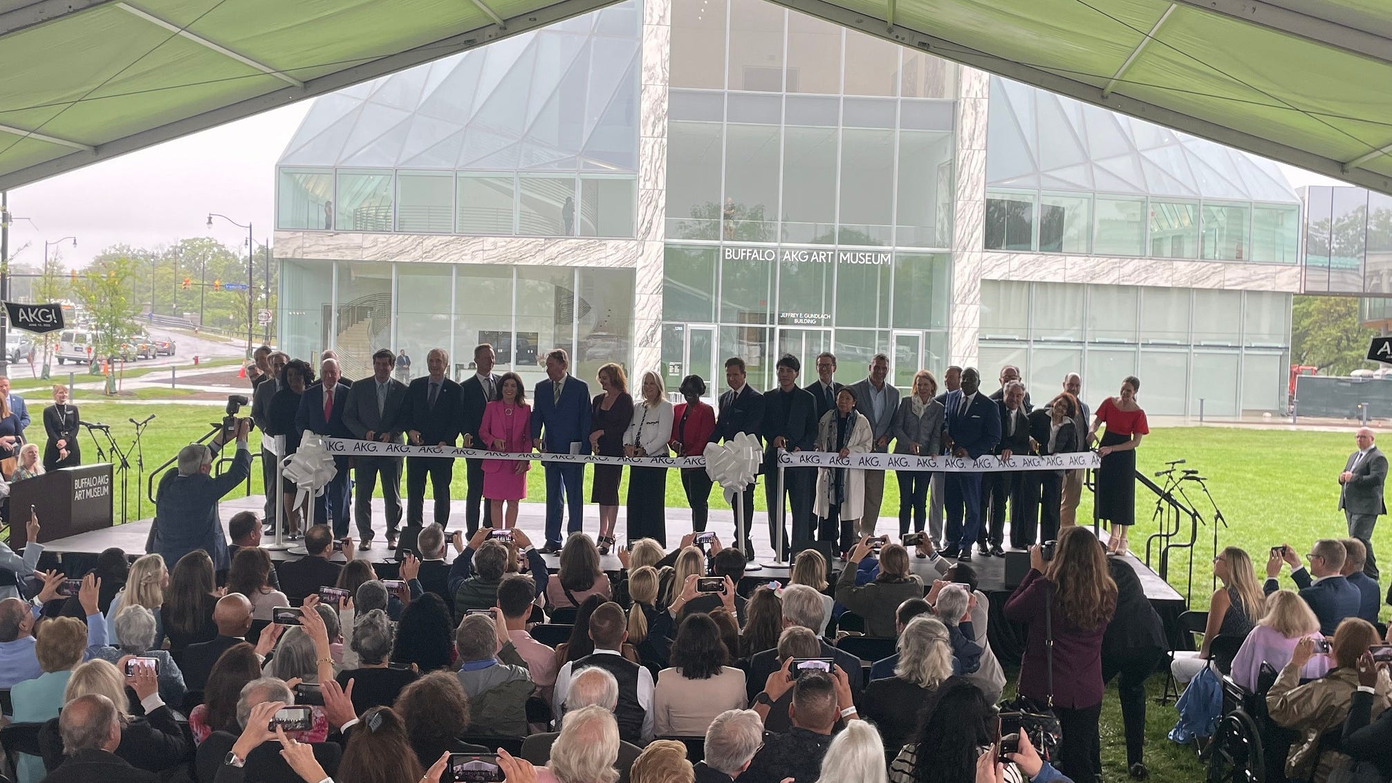 Buffalo AKG Art Museum re-opens to public Monday