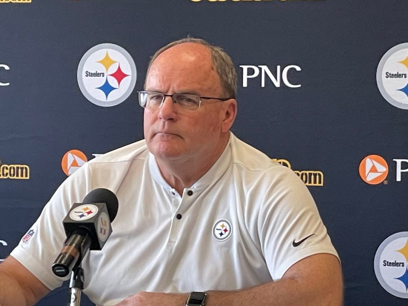 Steelers GM Kevin Colbert