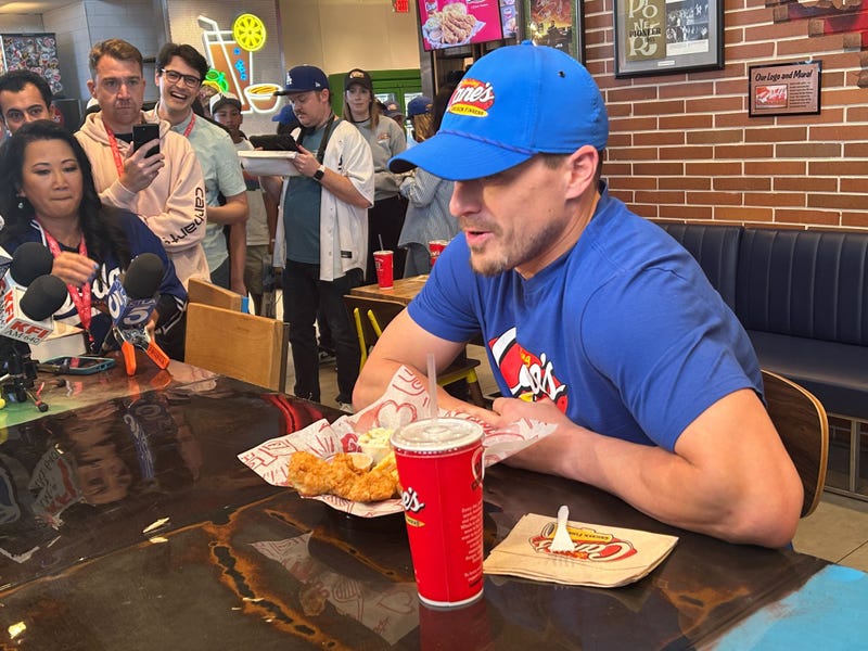 Less than a week after the Dodgers won the World Series, center fielder Kike Hernández spent the day serving fans at Raising Cane’s in Alhambra on Monday.