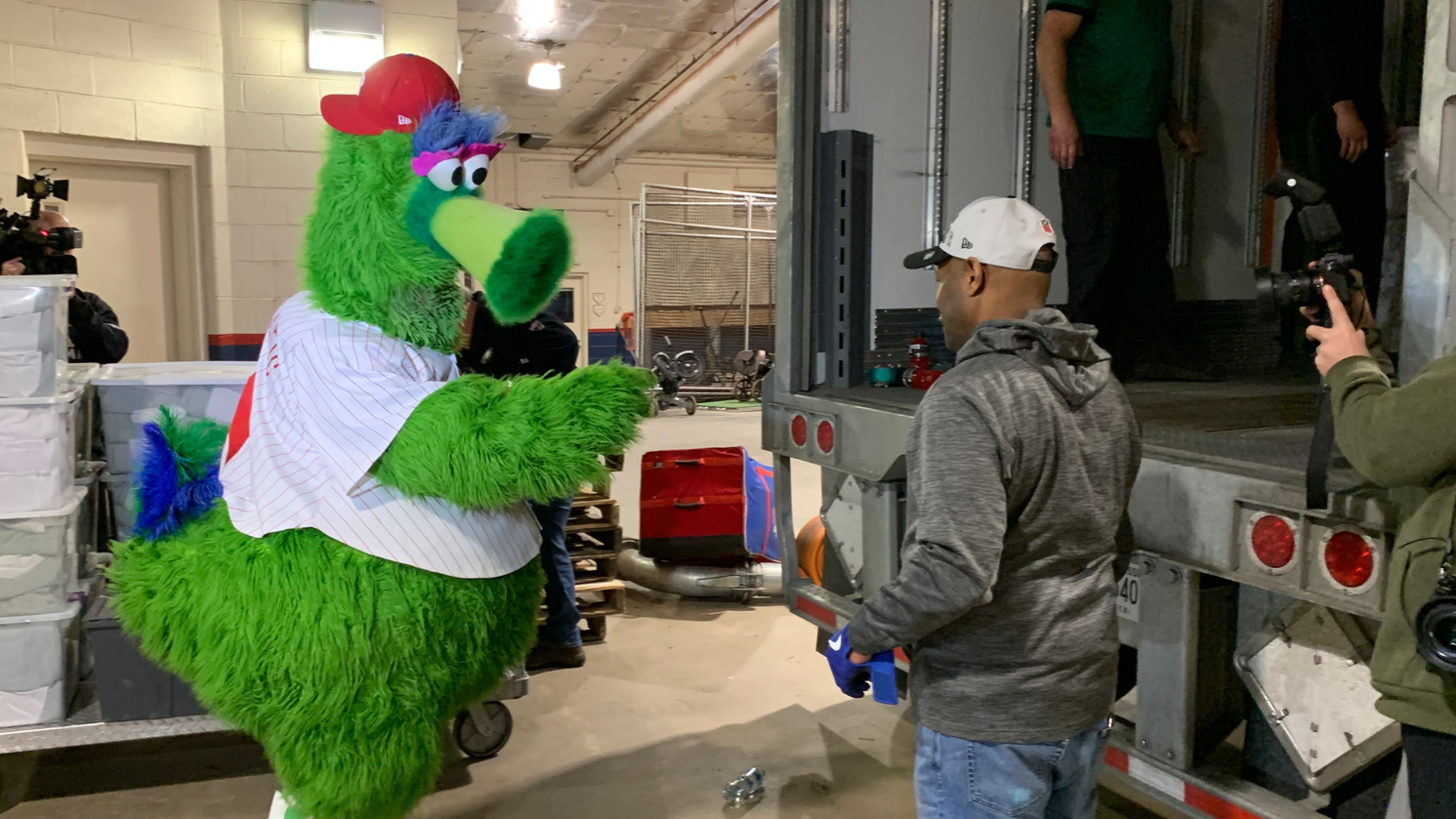 Phanatic and crew ready Phillies' equipment truck for spring training