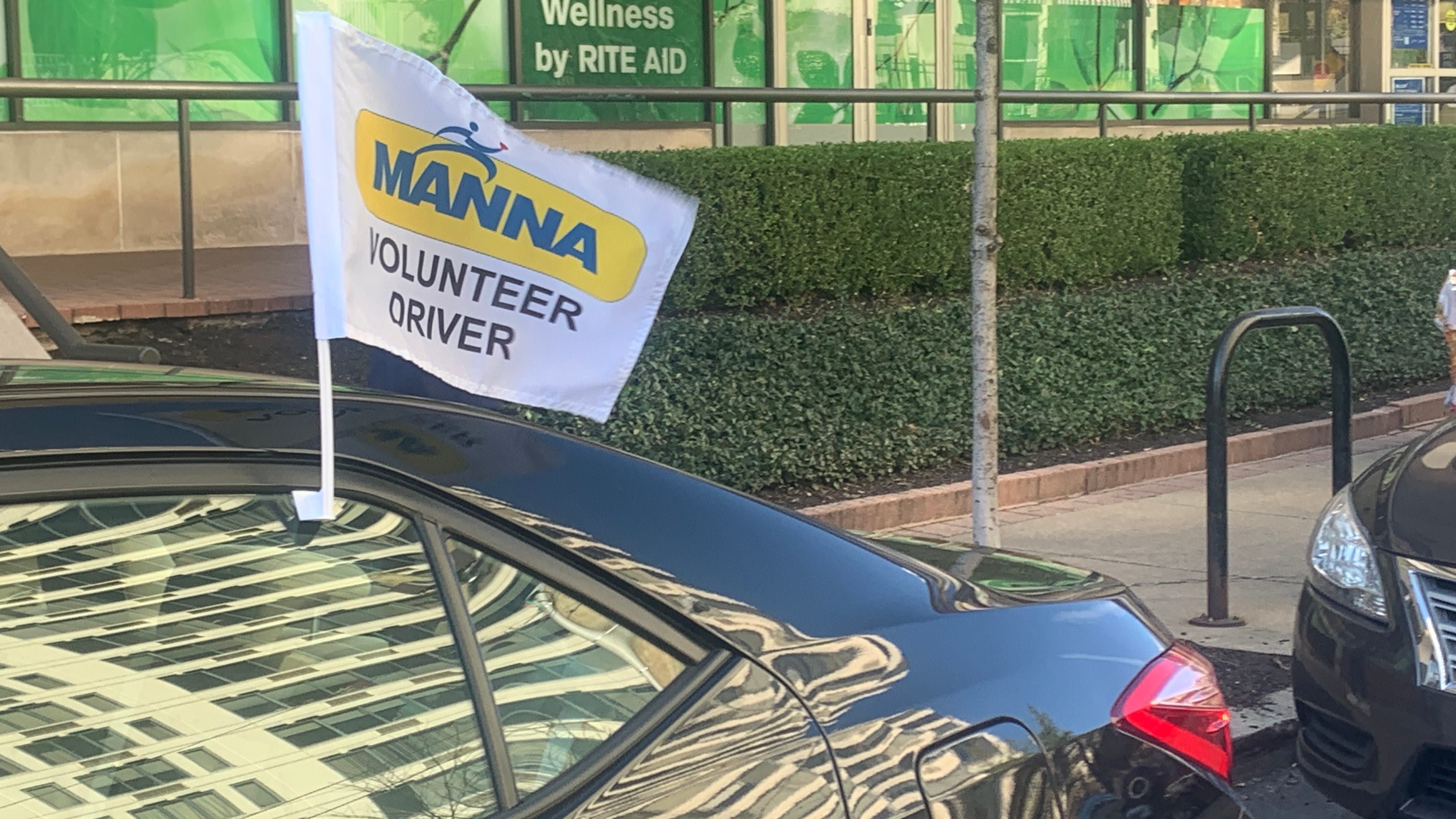 For MANNA's Thanksgiving meals, the most important ingredient is love