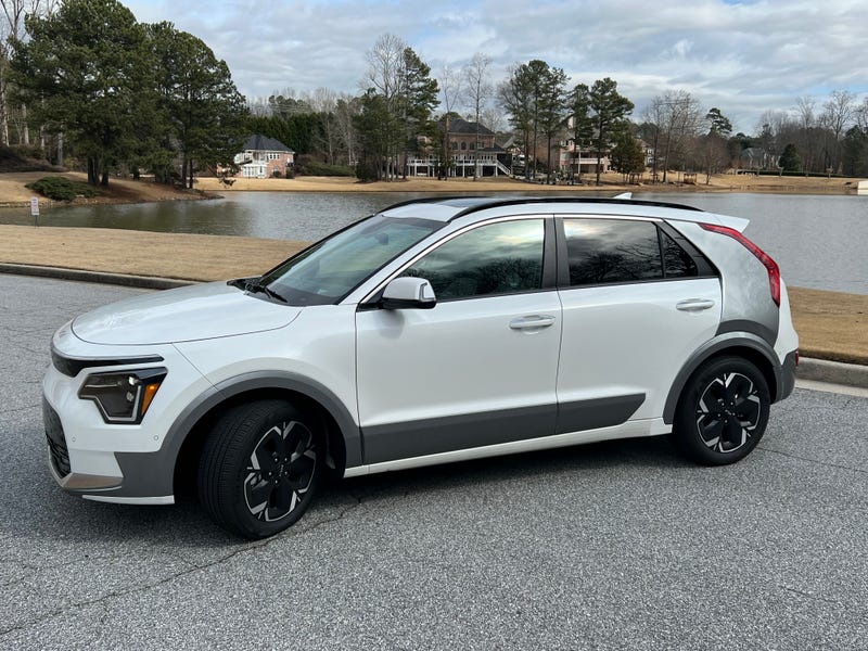 2023 Kia Niro EV Wave
