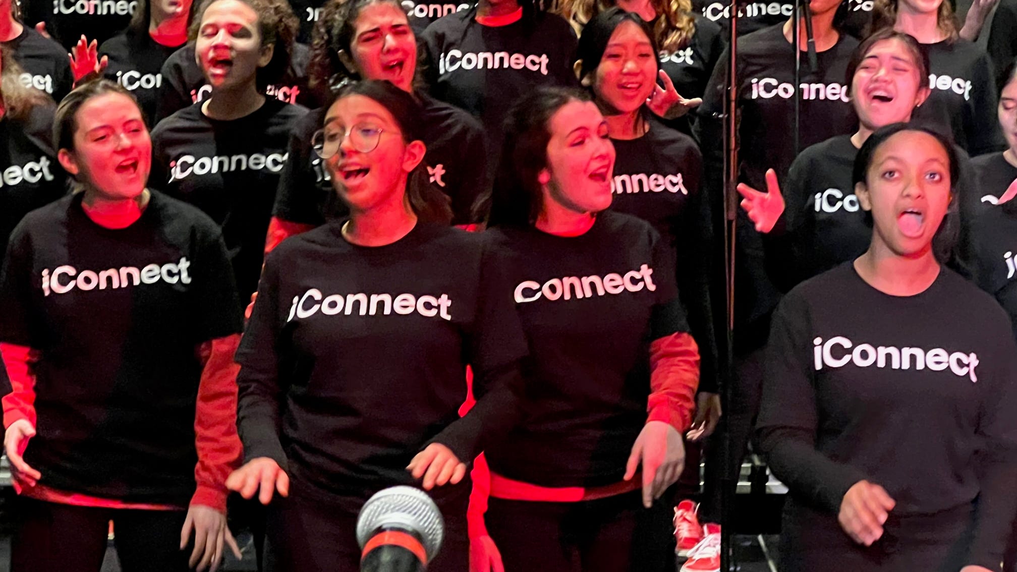 Uniting Voices Chicago celebrates 66 years of making music with diverse voices