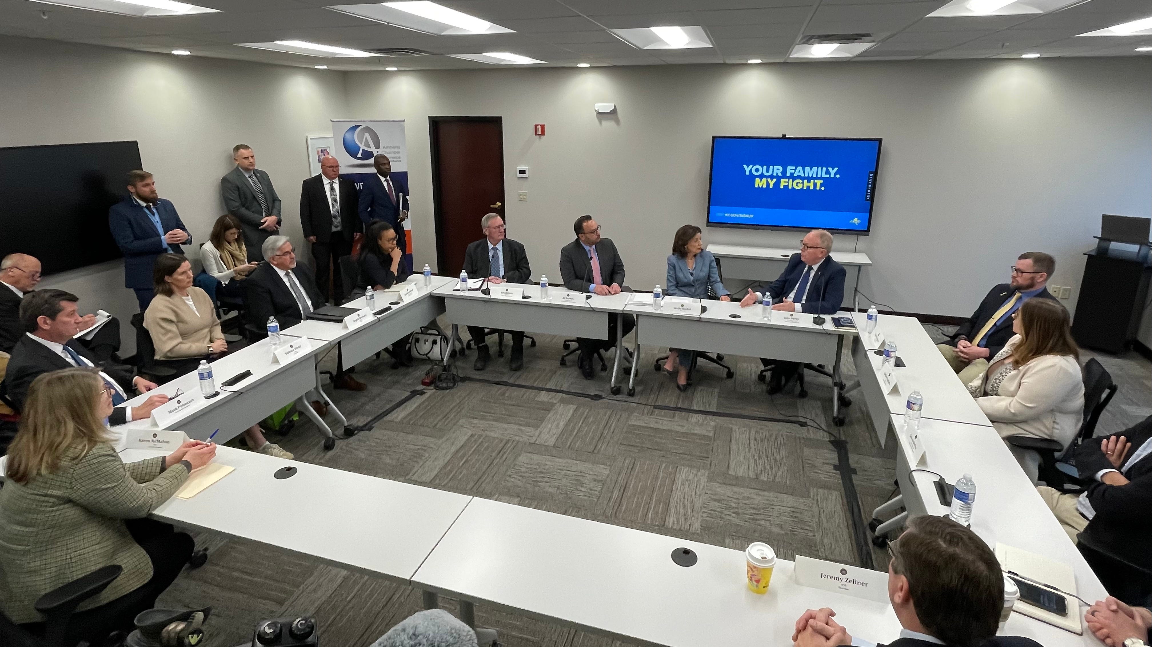 Gov. Hochul hosts roundtable discussion with businesses, local leaders on impacts of tariffs