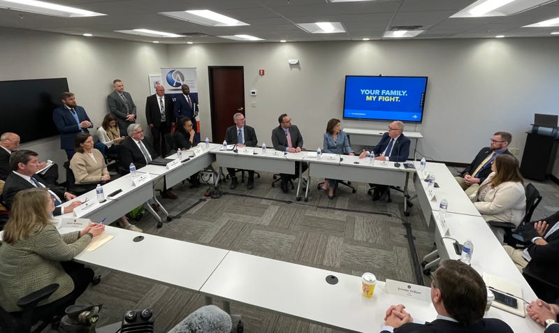 Business roundtable with Gov. Kathy Hochul