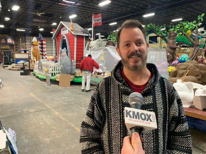 St. Louis VP Parade floats