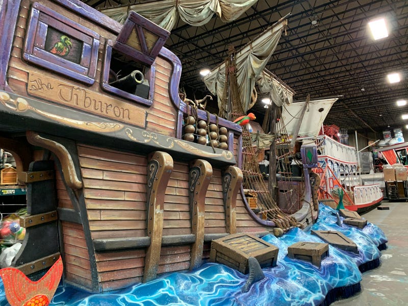 St. Louis VP Parade floats