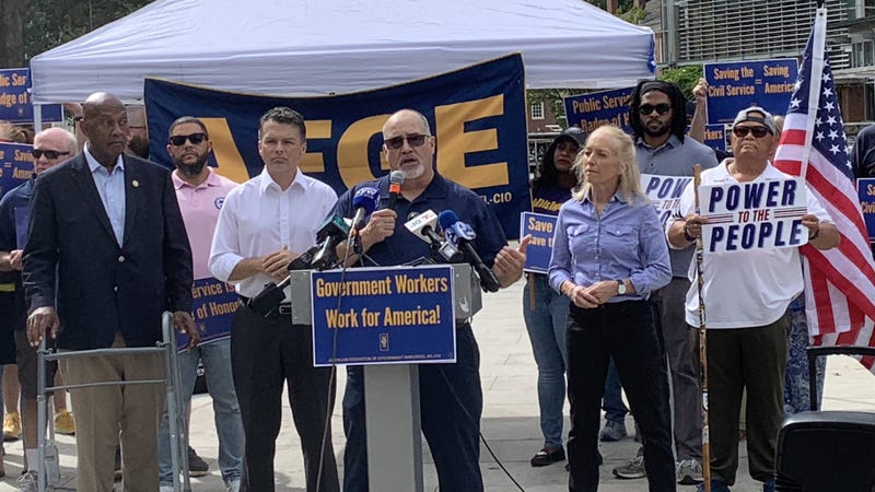 Philadelphia's congressional delegation and members of AFGE rally on Independence Mall.