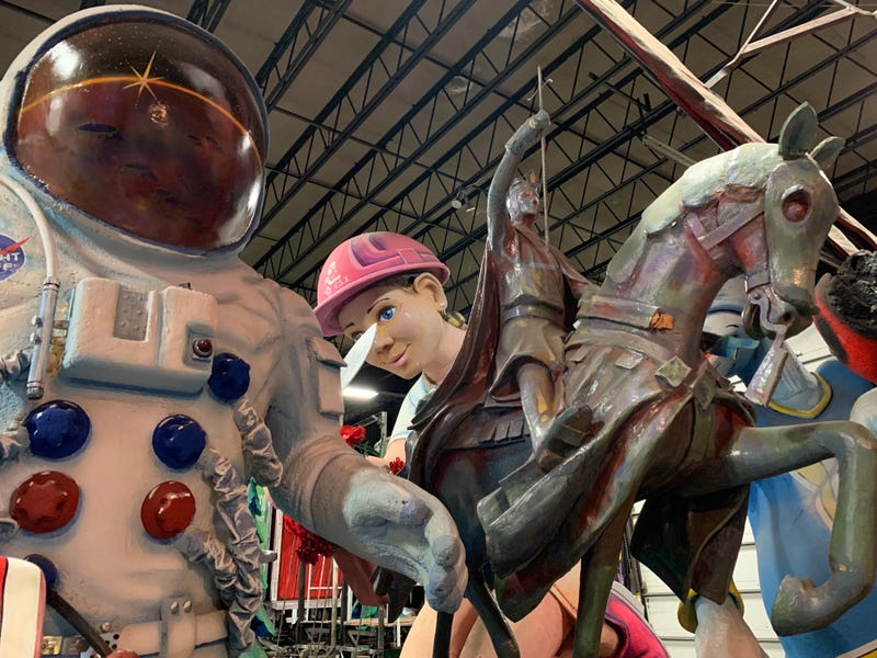 St. Louis VP Parade floats