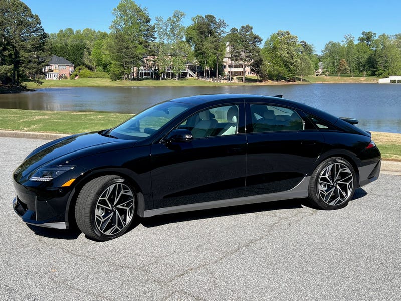 2023 Hyundai Ioniq 6 Limited
