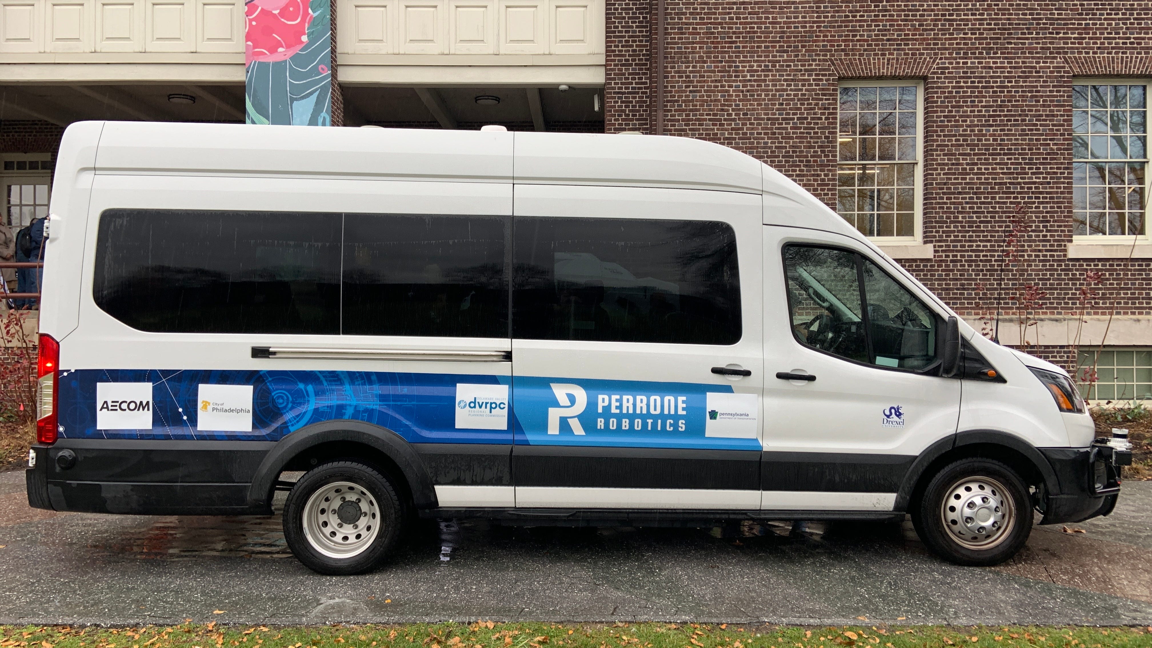 Engineers test Pennsylvania’s first driverless shuttle at Navy Yard