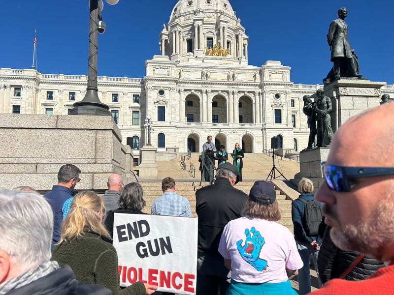 A week of public prayer began Wednesday at the Minnesota state capitol in St. Paul, as faith leaders from across the state ask lawmakers for a ban on assault weapons.