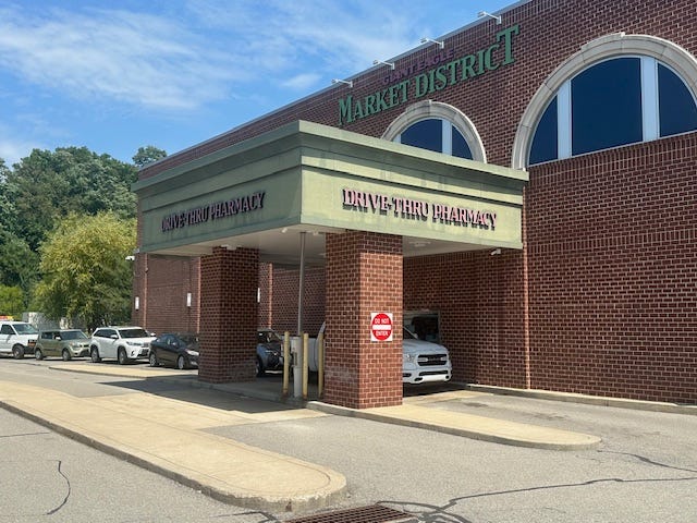 Giant Eagle Market District drive-thru pharmacy