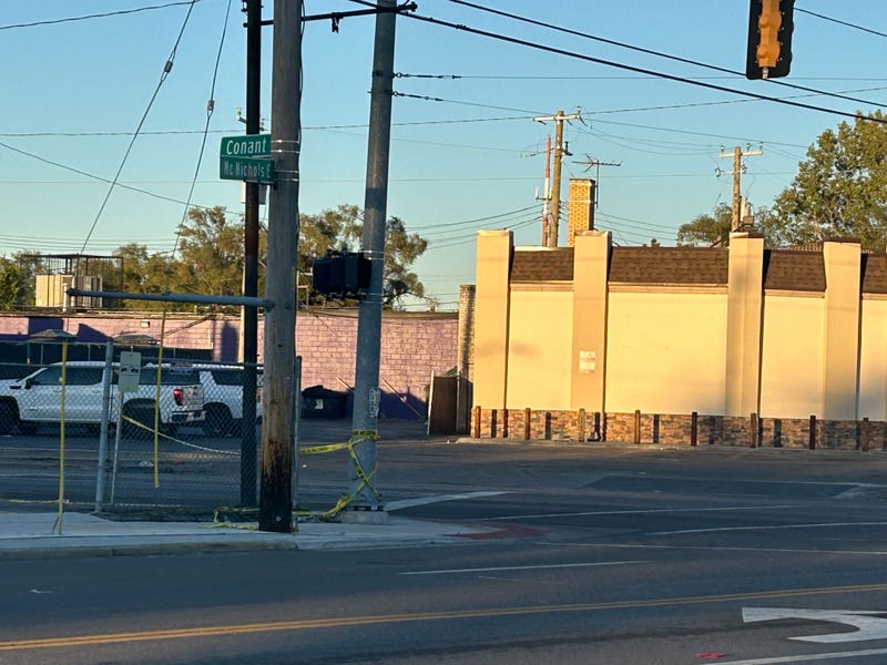 Intersection of Conant and McNichols