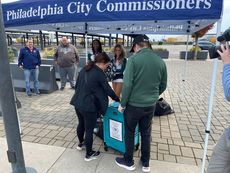 Philadelphia's Office of City Commissioners and the Eagles have placed ballot drop boxes at Lincoln Financial Field.