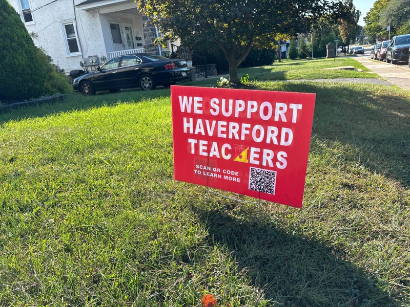 Sign supporting Haverford Township teachers union