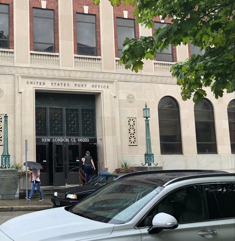 The U.S. Post Office in New London