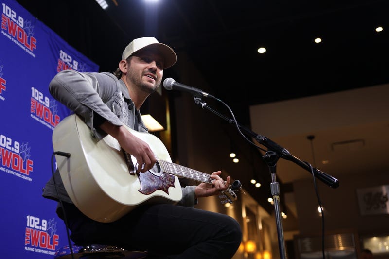 102. 9 The Wolf
