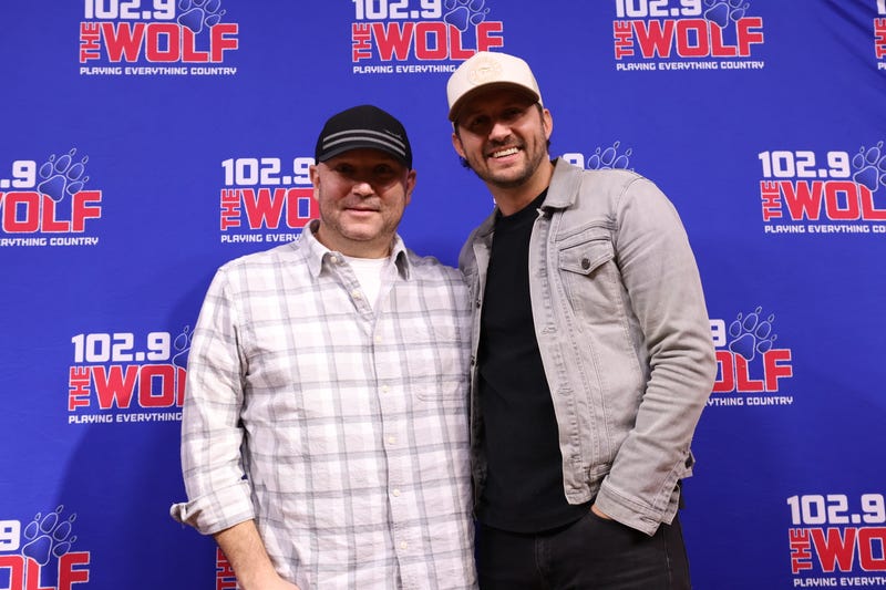 102. 9 The Wolf