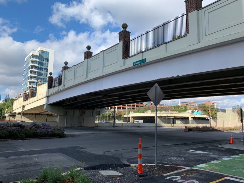 Walnut Street pedestrian bridge demolition
