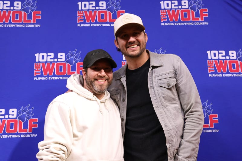 102. 9 The Wolf
