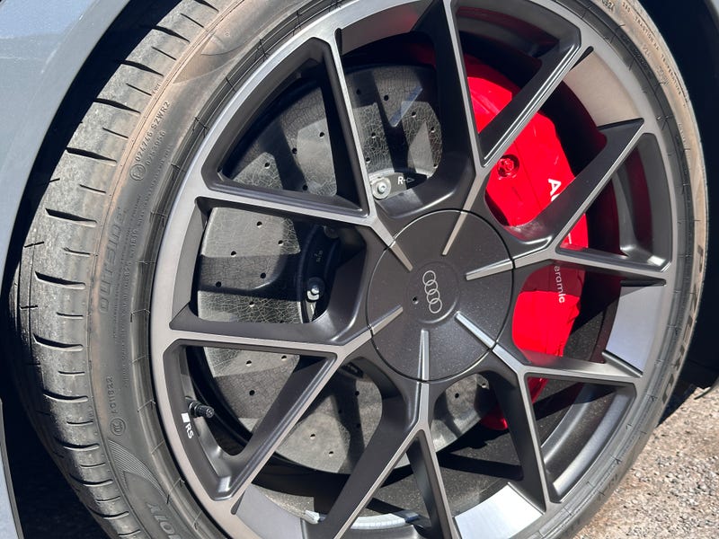 2025 Audi RS e-tron GT Performance