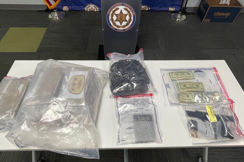 Drugs and weapons seizure - Dec. 1, 2023