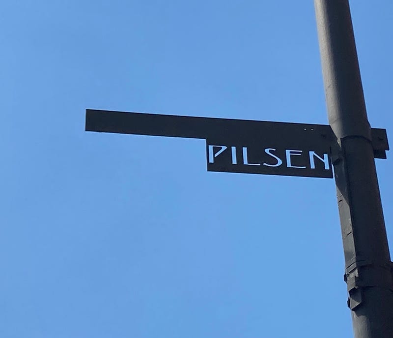 sign that says Pilsen