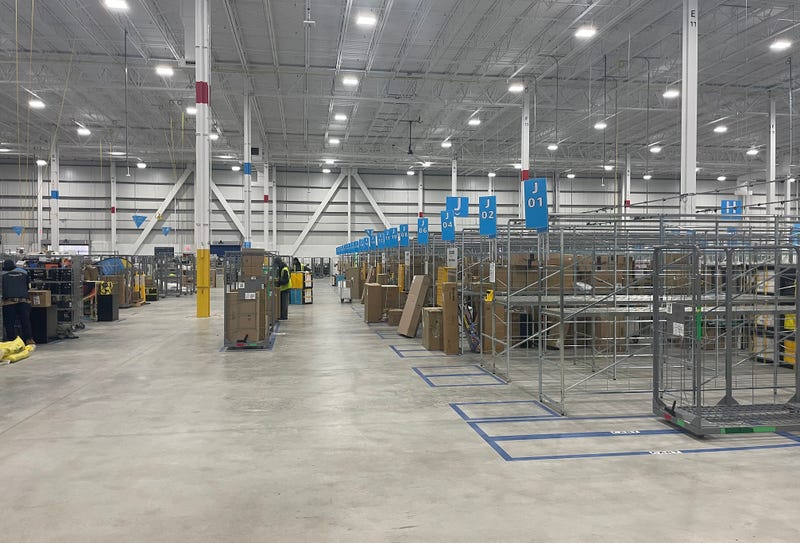 Amazon's "DBU7" delivery station in Hamburg