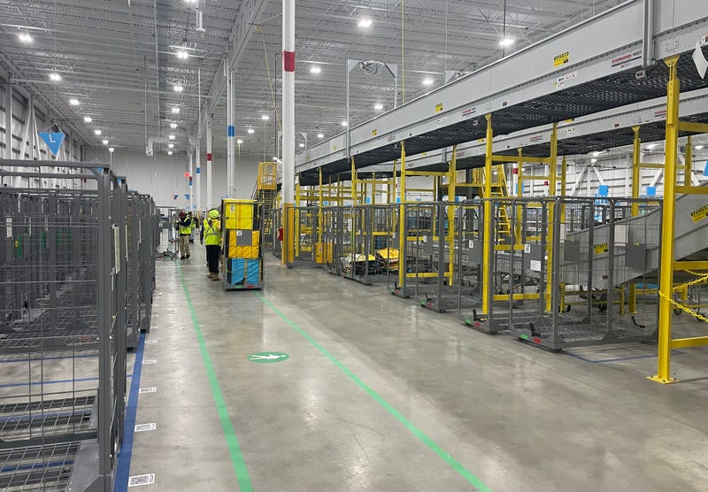 Amazon's "DBU7" delivery station in Hamburg
