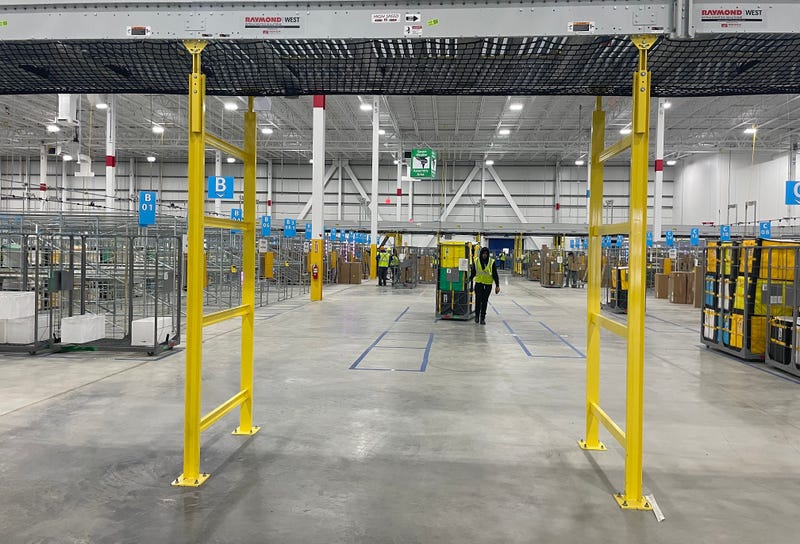 Amazon's "DBU7" delivery station in Hamburg