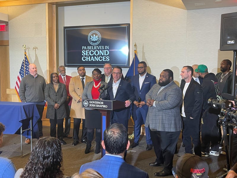 Gov. Shapiro at probation reform bill signing