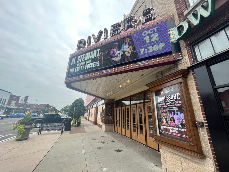 Riviera Theatre 