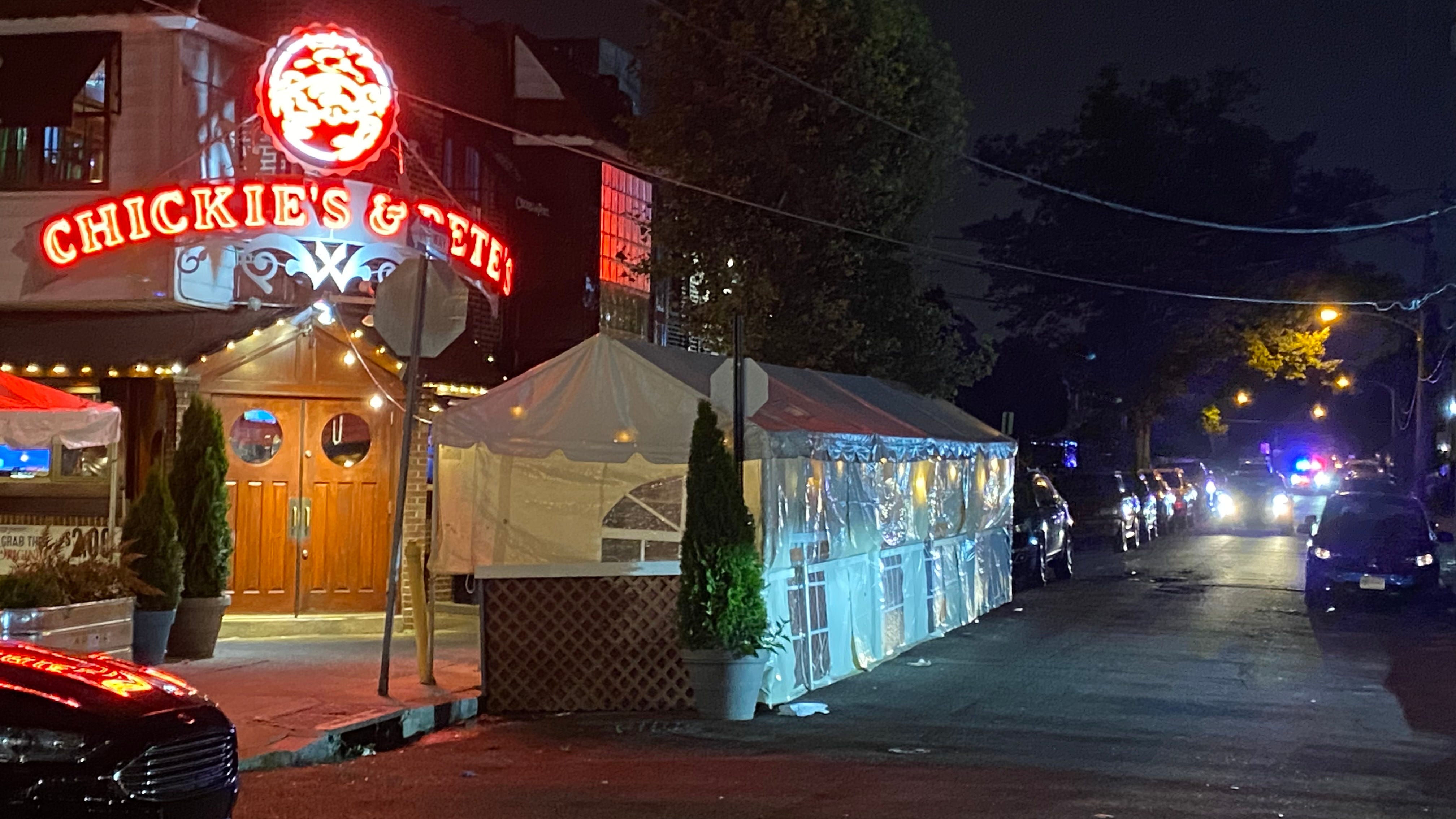 Argument leads to shooting outside Chickie's & Pete's in Northeast Philadelphia