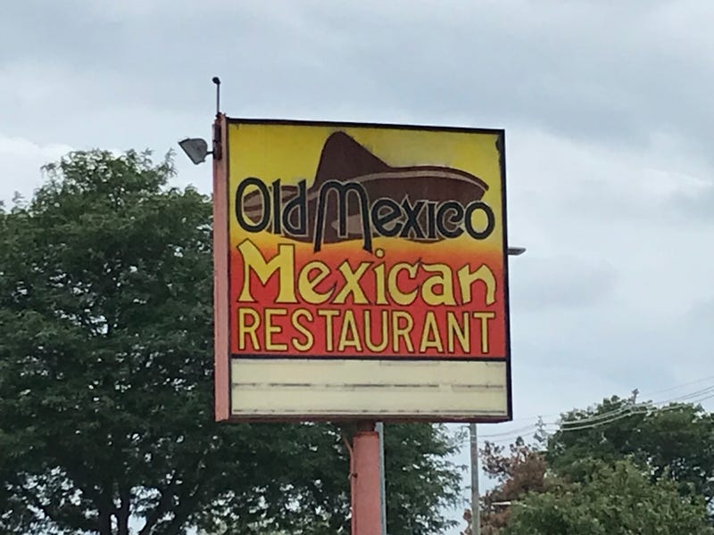 Old Mexico Restaurant sign