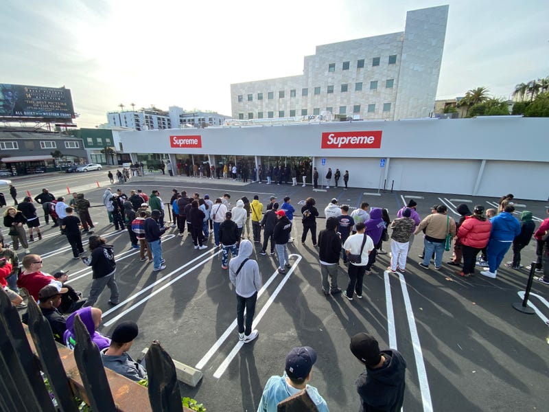 The hype is no joke! Fans of Supreme flocked to the streetwear brand’s new store in West Hollywood. It’s located at the former site of Tower Records