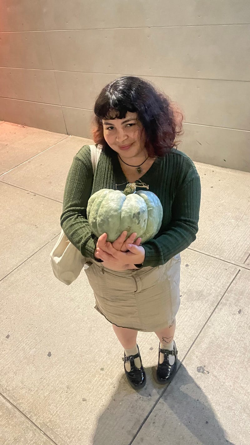 1010 WINS' Sarah Molano illustrates that not all pumpkins are orange!