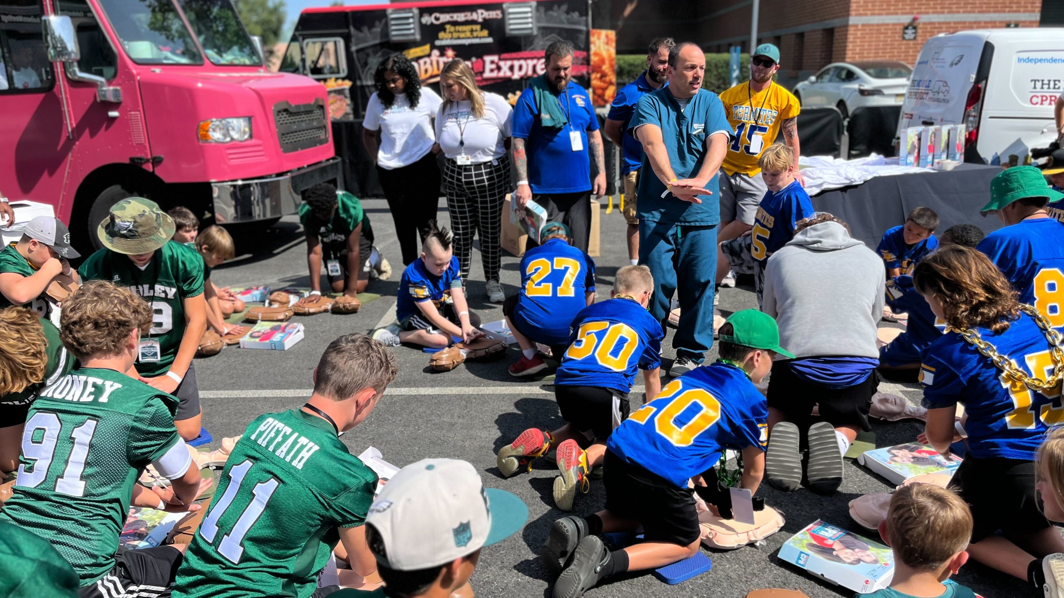 Eagles, Penn Medicine and Blue Cross team to promote CPR awareness