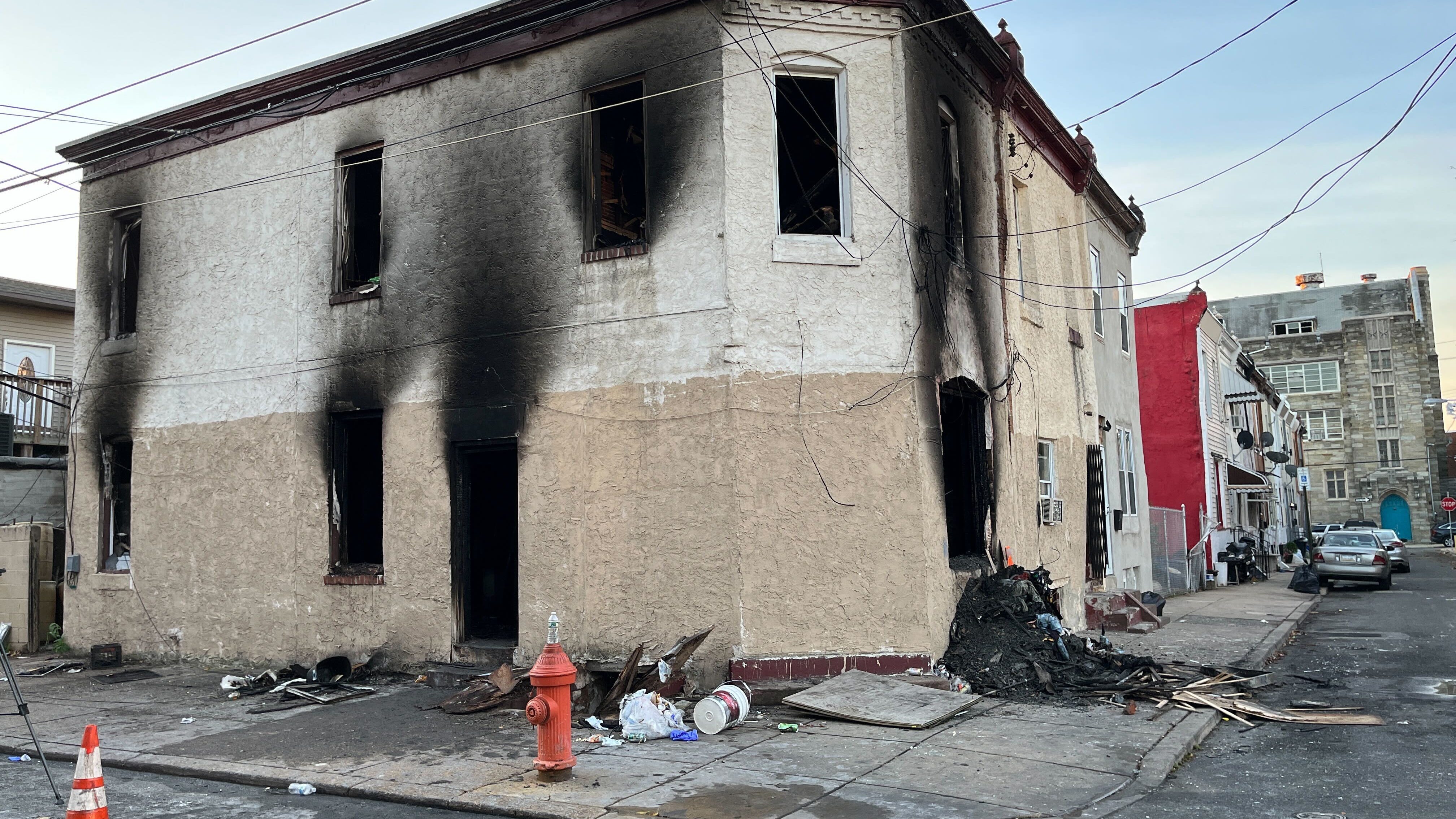 3 killed in North Philadelphia rowhouse fire