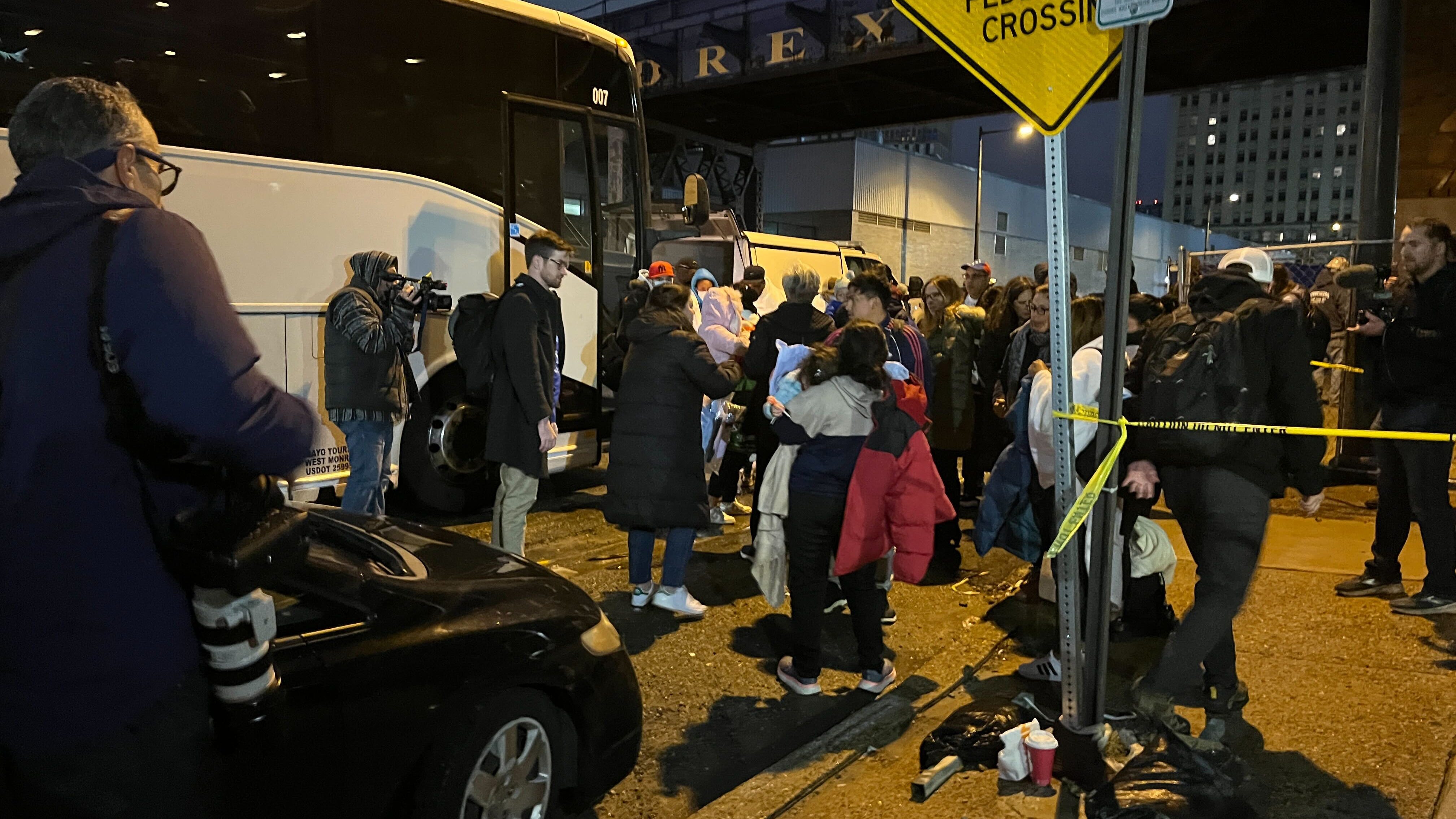 Bus of migrants sent from Texas arrives in Philadelphia