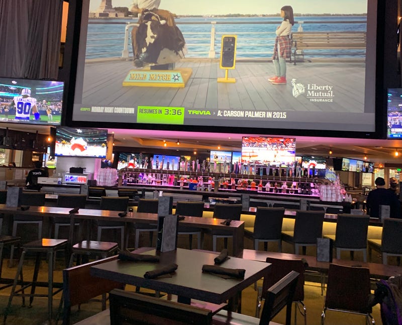 Tom's Watch Bar