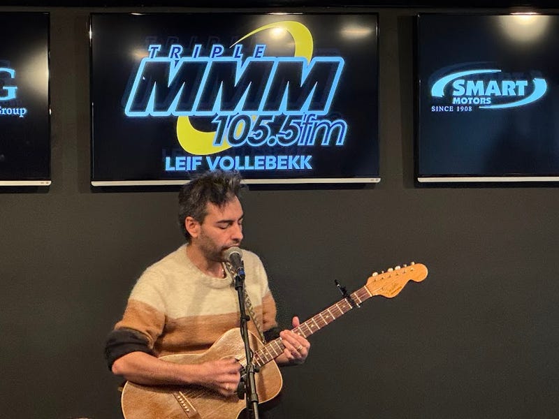 Live from Studio M: Leif Vollebekk