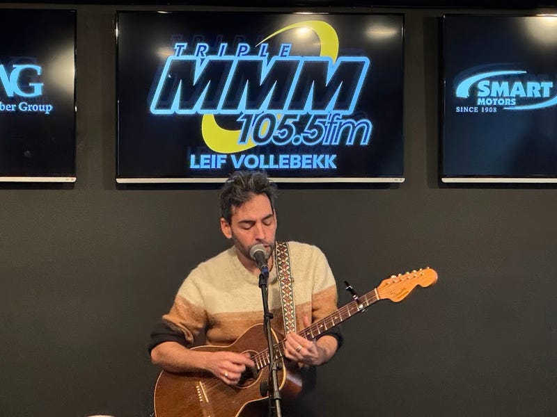 Live from Studio M: Leif Vollebekk